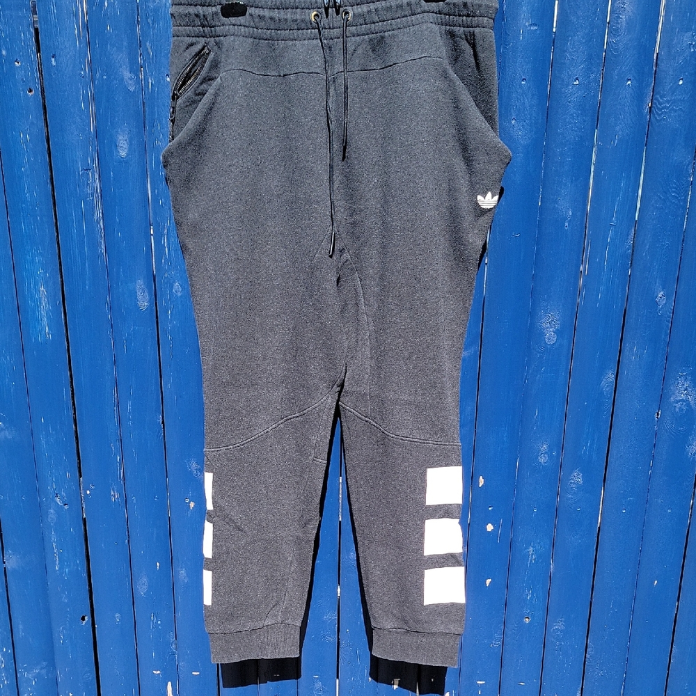 Adidas Men's Gray Joggers